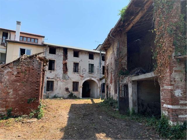 Costruzione in vendita di m²