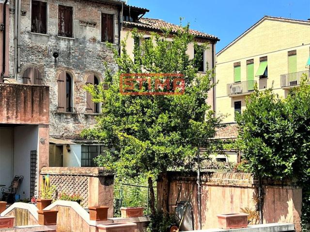 Costruzione in vendita di m²