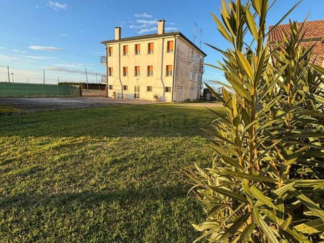 Costruzione in vendita di m²