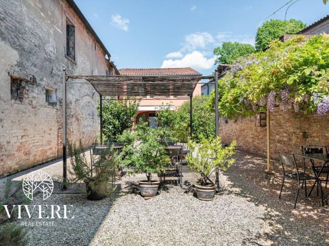 Costruzione in vendita di m²
