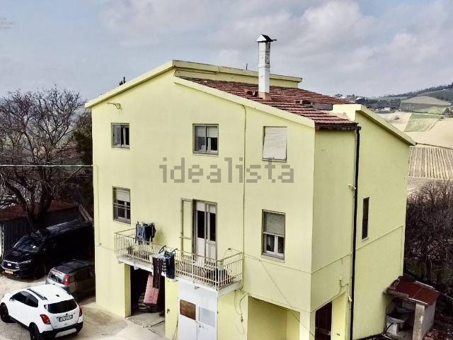 Costruzione in vendita di m² in Contrada Corneto, 20