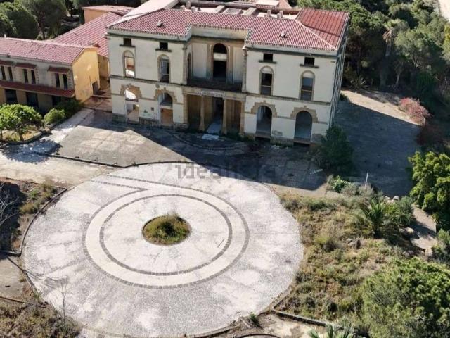 Costruzione in vendita di m² in Contrada Maddalusa