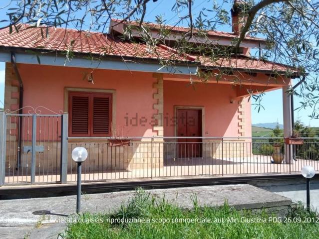 Costruzione in vendita di m² in Contrada San Michele
