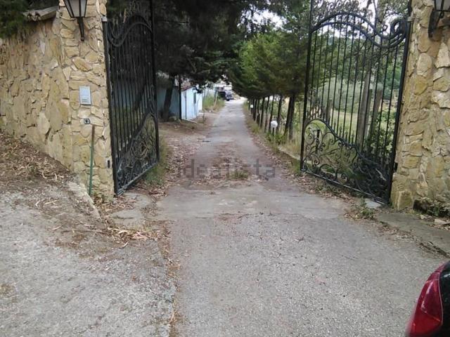 Costruzione in vendita di m² in Contrada Scarante