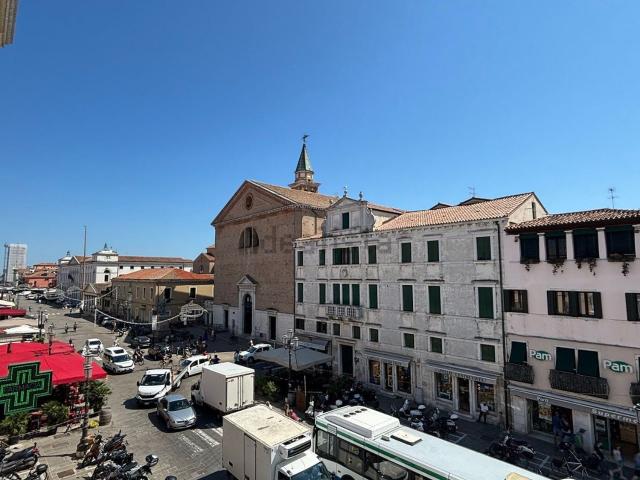 Costruzione in vendita di m² in Corso del Popolo