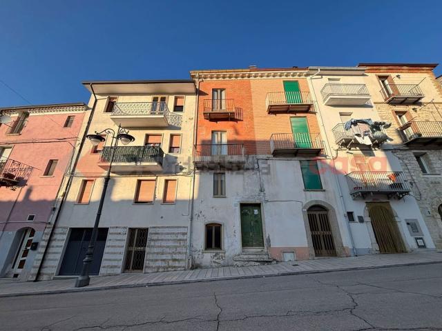 Costruzione in vendita di m² in Corso Umberto I, 115