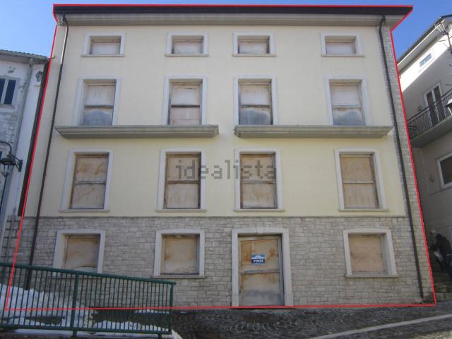 Costruzione in vendita di m² in Corso Vittorio Emanuele