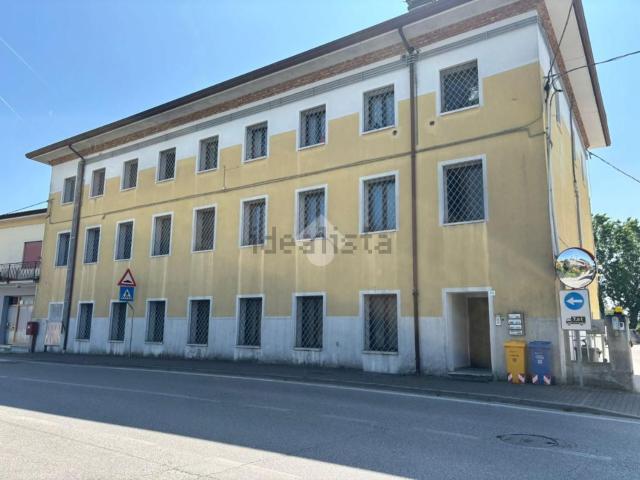 Costruzione in vendita di m² in Borgo Rinascimento, 2