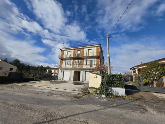 Costruzione in vendita di m² in Località Campanella