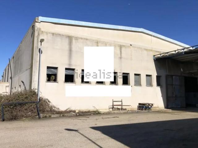 Costruzione in vendita di m² in Località tossilo