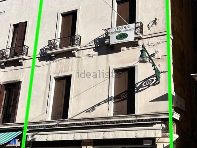 Costruzione in vendita di m² in Strada Nova, 4391