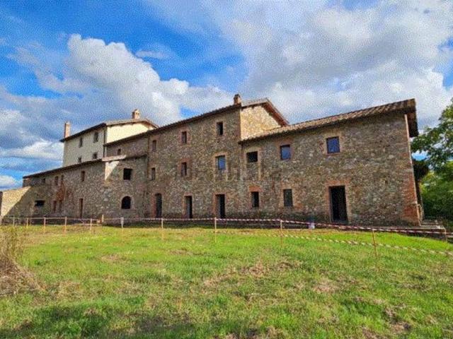 Costruzione in vendita di m² in Strada provinciale n.64 del Cipressino