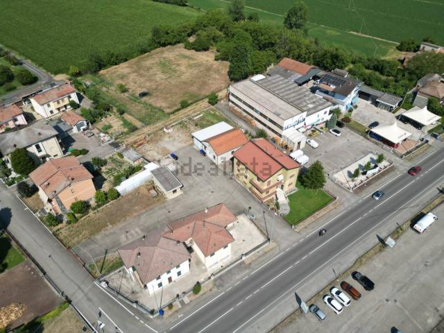Costruzione in vendita di m² in Strada Statale 9 Via Emilia, 41