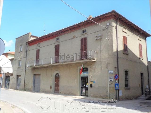 Costruzione in vendita di m² in Strada Statale del Niccone