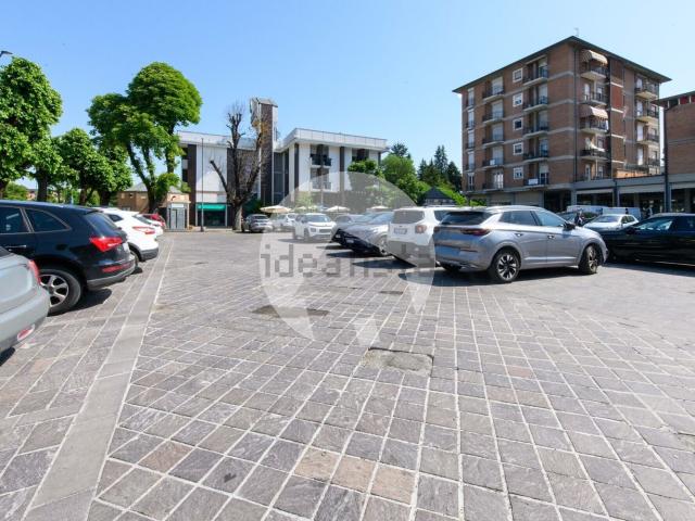 Costruzione in vendita di m² in Piazza G. Matteotti, 5