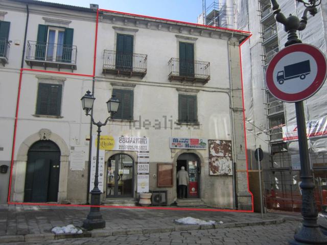 Costruzione in vendita di m² in Piazza Giovanni Paolo II, 13