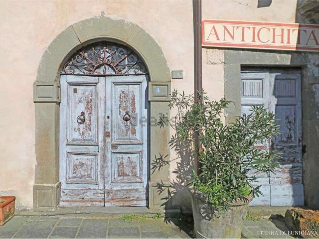 Costruzione in vendita di m² in Piazza Immacolata