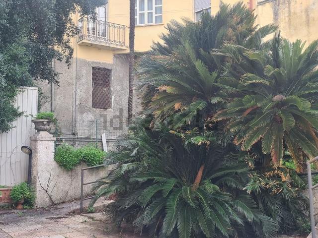 Costruzione in vendita di m² in Piazza Roma, 7