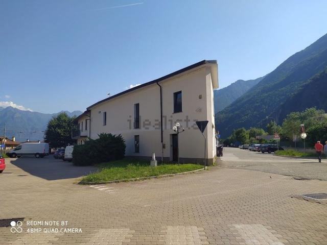 Costruzione in vendita di m² in Piazza Stazione, 2