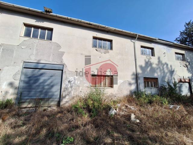 Costruzione in vendita di m² in Via Malecagna