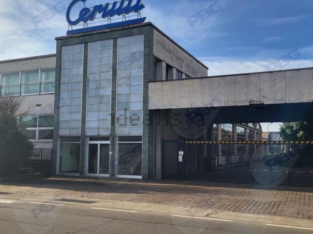Costruzione in vendita di m² in Via Marcello Adam, 66