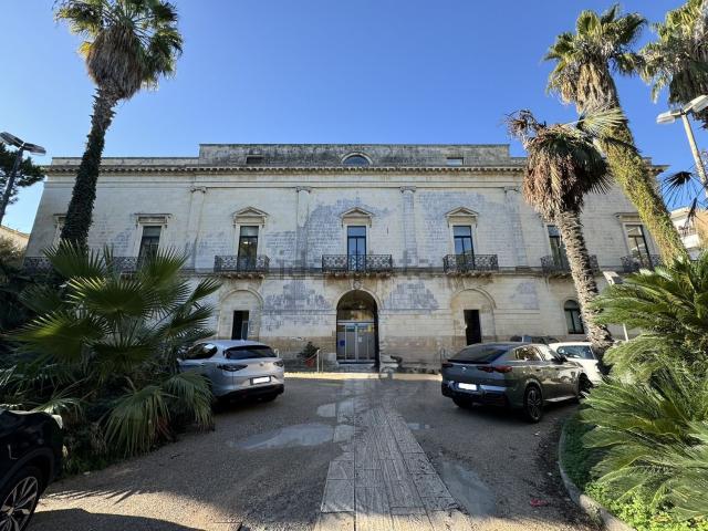 Costruzione in vendita di m² in Via Martiri D&apos Otranto, 2