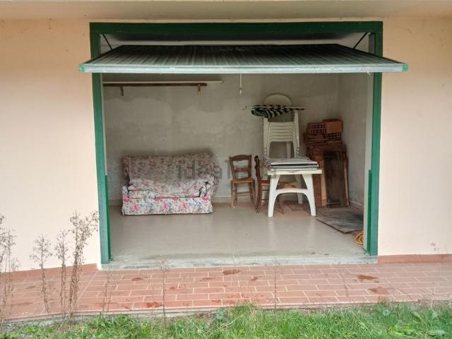 Costruzione in vendita di m² in Via Monchio, 31