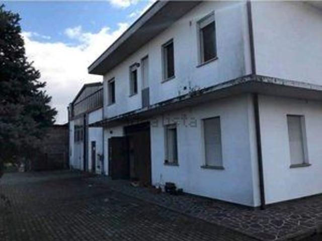 Costruzione in vendita di m² in Via Monte Grappa, 3