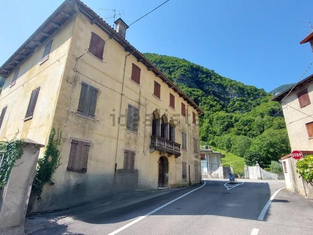 Costruzione in vendita di m² in Via Oliero di Sotto