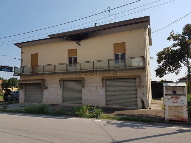 Costruzione in vendita di m² in Via Olza Fogarole Cristo, 97