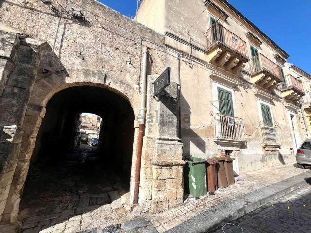 Costruzione in vendita di m² in Via Aurelio Saffi