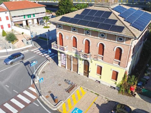 Costruzione in vendita di m² in Via A. De Gasperi, 36