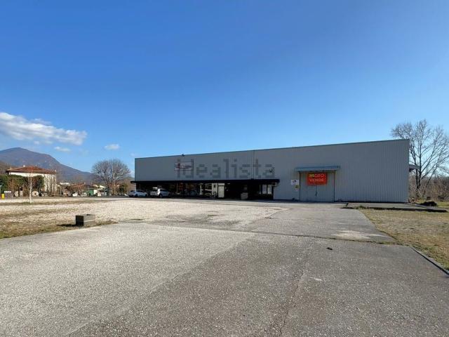 Costruzione in vendita di m² in Via A. Diaz