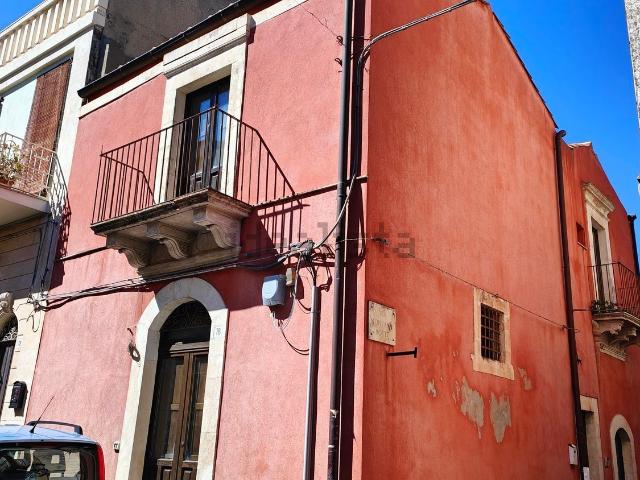 Costruzione in vendita di m² in Via Acre
