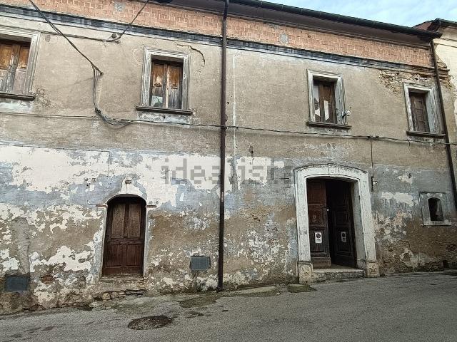 Costruzione in vendita di m² in Via Adriatica, 5
