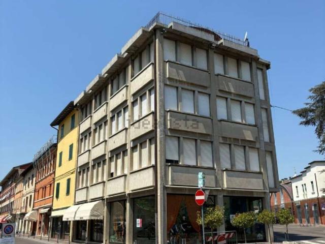 Costruzione in vendita di m² in Via Aldo Moro