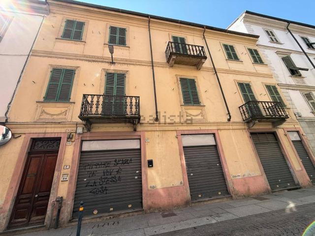 Costruzione in vendita di m² in Via Andrea Vochieri, 90
