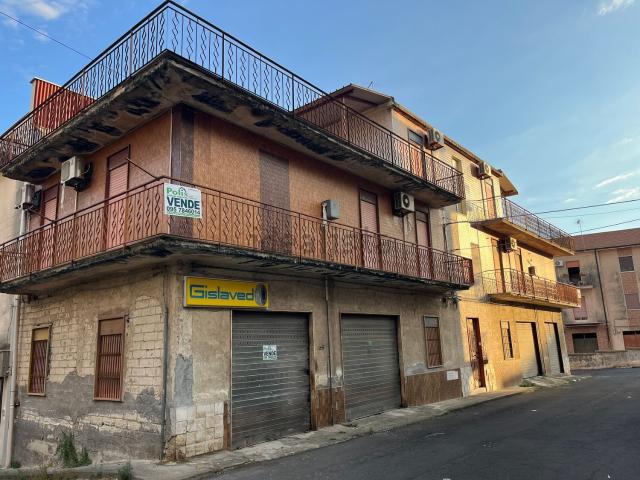 Costruzione in vendita di m² in Via Asti, 6