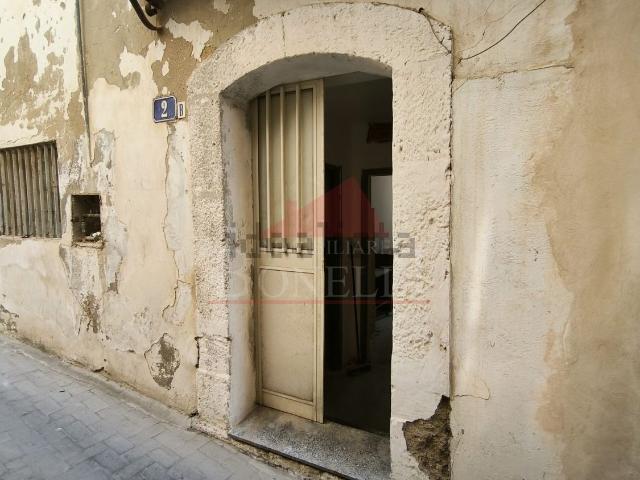 Costruzione in vendita di m² in Via Bongiovanni