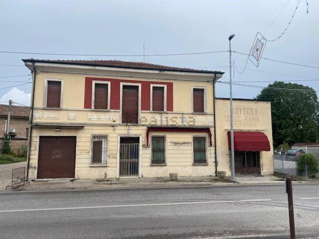 Costruzione in vendita di m² in Via Brigata Partigiana Babini
