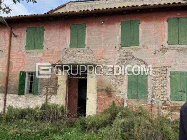 Costruzione in vendita di m² in Via Cucco