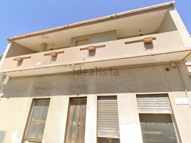 Costruzione in vendita di m² in Via Cairoli, 23