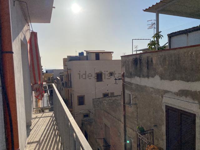 Costruzione in vendita di m² in Via Calcinaro