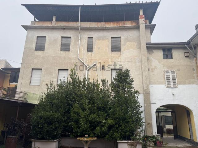 Costruzione in vendita di m² in Via Castello, 3