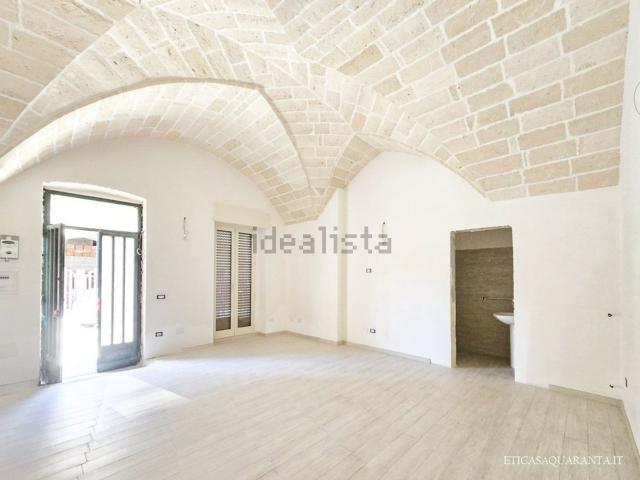 Costruzione in vendita di m² in Via Cesare Battisti