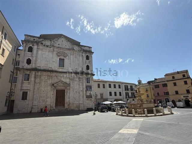 Costruzione in vendita di m² in Via Cesare Battisti