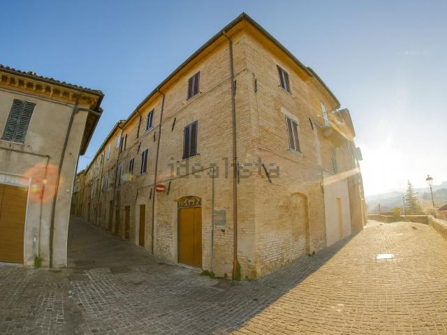 Costruzione in vendita di m² in Via Chillemi Giuseppe, 31