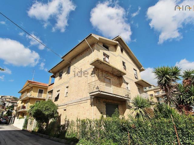 Costruzione in vendita di m² in Via Crivellucci, 5