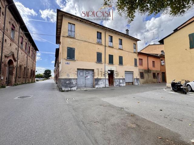 Costruzione in vendita di m² in Via dei Lombardi