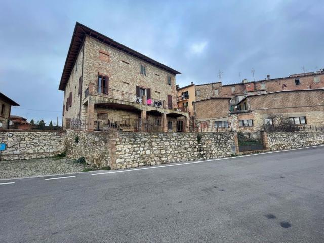 Costruzione in vendita di m² in Via del Chianti